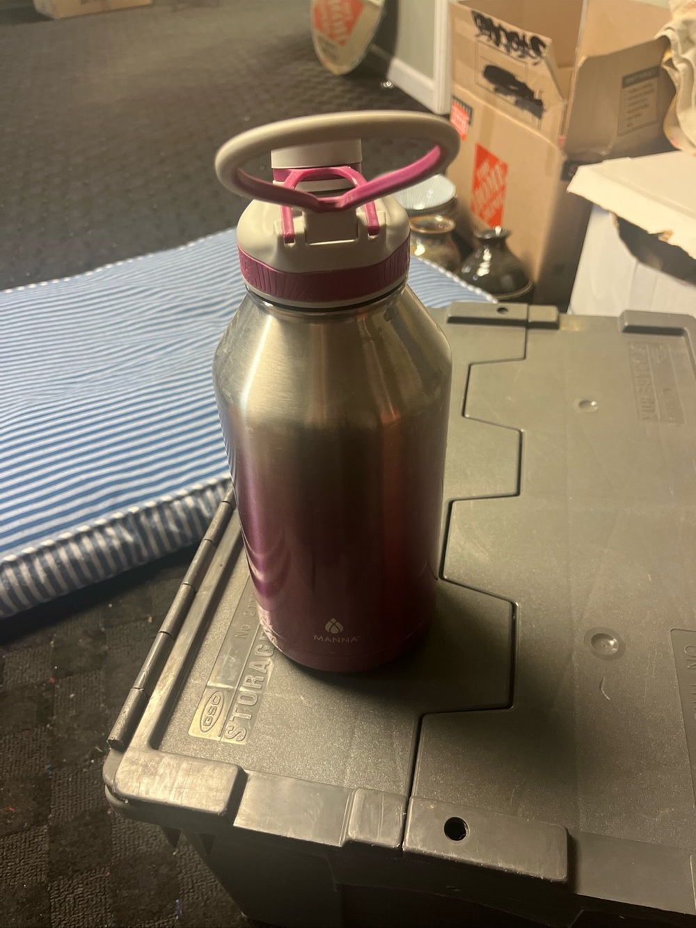 Anna Metallic Ombre Hydration Bottle - Magenta and White Label